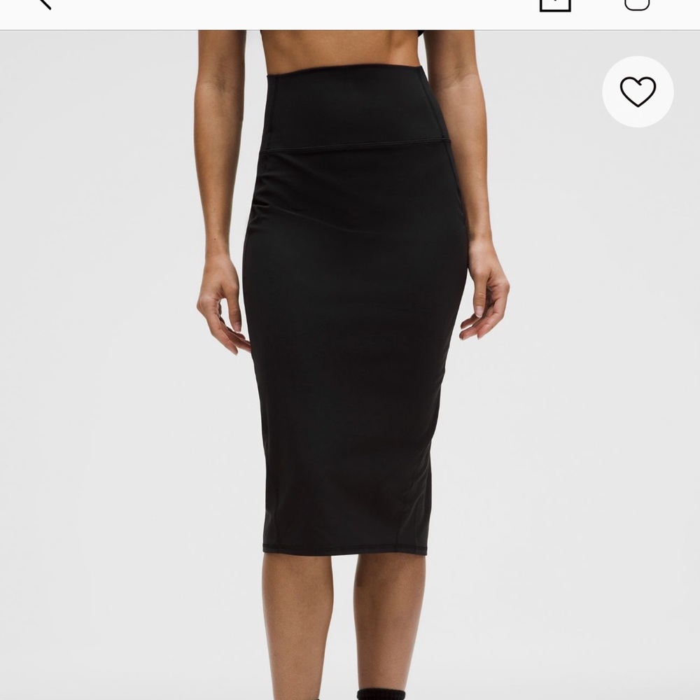 Lululemon Nulu slim-fit high rise skirt, NWT